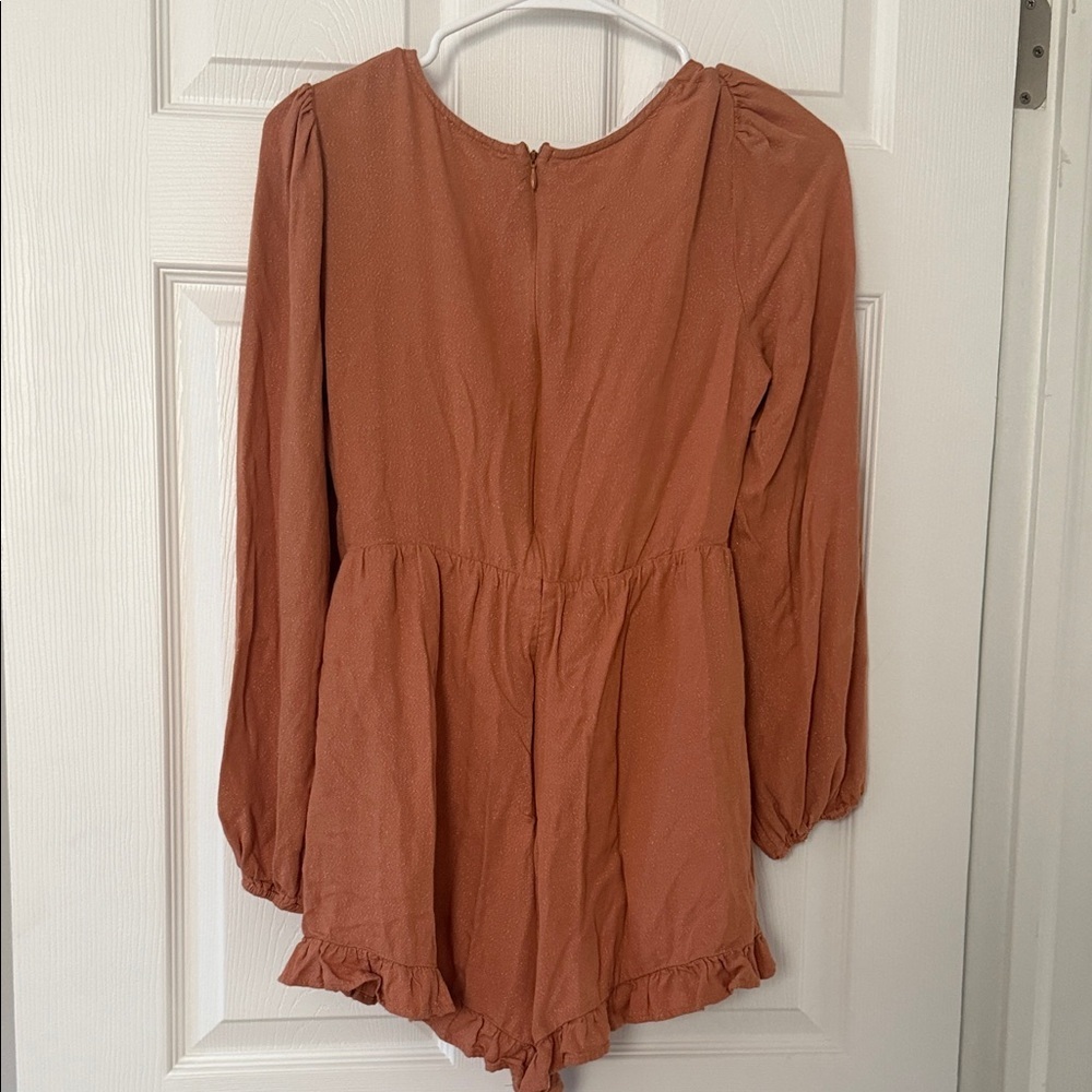 Le Lis shimmery Terracotta Long Sleeve Romper - Picture 7 of 8